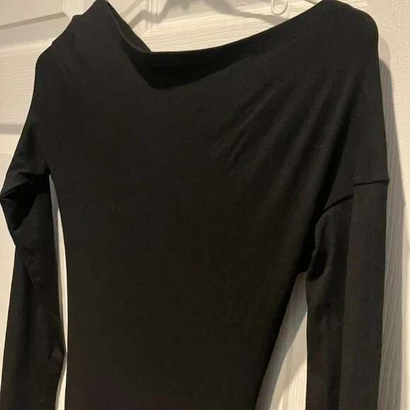 Commense Off-Shoulder Ribbed Long-Sleeve Knit Maxi Dress - NWT - Picture 7 of 7